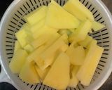 粒マスタードが隠し味！バター醤油炒め作り方1写真