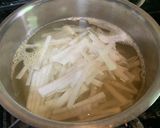 素朴な我が家の大根の味噌汁作り方2写真