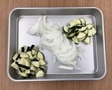 【大崎市】夏野菜のミートグラタン【給食】作り方1写真