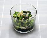胡瓜・玉葱・若芽の酢の物作り方4写真