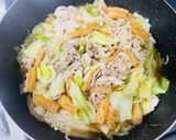 お揚げ入り、豚肉とキャベツのすき煮♪作り方5写真