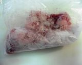 豚こまとトマトと卵のチリ味噌ソース炒め！作り方1写真