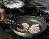トマト旨味だれの鶏もも肉のソテー作り方3写真