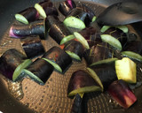 揚げない唐揚げdeナスとトマトの炒め物作り方5写真