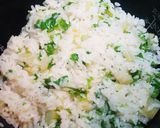 鶏とセロリのカオマンガイ風炊き込みご飯作り方4写真