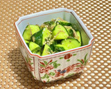 みょうがときゅうりと大葉の梅肉和え作り方4写真