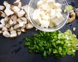 簡単！椎茸と小松菜と豆腐のごま風味味噌汁作り方1写真