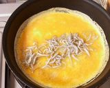 簡単3分!しらすと海苔のだし巻き卵作り方2写真
