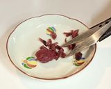 刻み梅干しのポツポツおにぎり作り方2写真