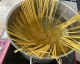 イカ墨じゅーしぃの素でパスタ作り方2写真