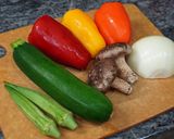 【低脂質】鶏肉と夏野菜のキーマカレー作り方1写真