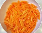 離乳食✨レンジで人参しりしり作り方1写真