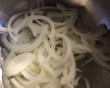 スモークタンと焼き舞茸とオリーブのマリネ作り方1写真