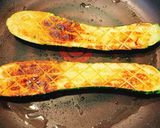 ズッキーニのステーキ☆にんにくバター醤油作り方3写真