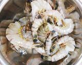 油で揚げない ぷりぷり海老チリ作り方1写真