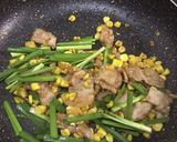 豚肉とコーンとニラのスタミナ炒め作り方8写真