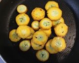 フライパンで♪ズッキーニのチーズ焼き☆作り方2写真