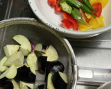 カマスと夏野菜の黒酢炒め作り方2写真
