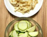 つるり♪ズッキーニと油揚げ・素麺の味噌汁作り方2写真