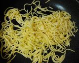 プレス焼きそばの豚キャベツがけ作り方1写真