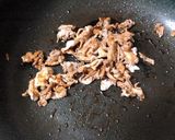 プレス焼きそばの豚キャベツがけ作り方7写真