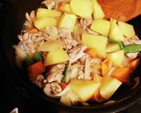 水なし野菜の水分だけで？濃いめ肉じゃが☆作り方4写真