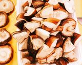 椎茸と胸肉のコロコロ炒め作り方3写真