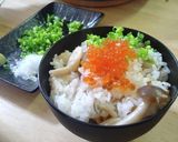 鮭とキノコの炊込ご飯イクラのせ作り方8写真