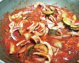 スルメイカとズッキーニのトマトパスタ作り方7写真