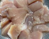 鶏ムネ肉のトマトソース煮♪チーズ入り♪作り方1写真