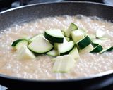 ズッキーニと枝豆のチーズリゾット作り方5写真
