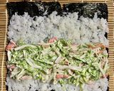 超簡単☆旨味堪能！キャベかまサラダ巻き♪作り方3写真