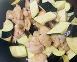 とろ〜りうまうま！鶏肉と茄子のすっぱ煮作り方2写真