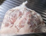 鶏もも肉とアスパラのレモン塩バター炒め作り方1写真