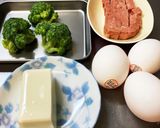 ブロッコリーとポークのオムレツ作り方1写真