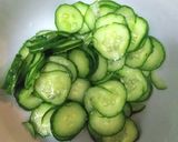胡麻ドレで 鳥むね肉と豆苗のサラダ作り方3写真