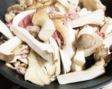 きのこたっぷり☆豚肉のガリバタポン酢炒め作り方2写真