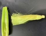 ヤング（ベビー）コーンのひげねをとる方法作り方5写真