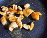 鶏むね肉ともやしの味噌マヨ炒め♪♪作り方3写真
