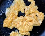 卵入りゴーヤとベーコントマトのピリ辛炒め作り方7写真
