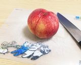 綺麗な桃の剥き方・切り方♬作り方1写真