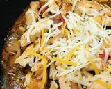 トマト缶活用●鶏むね肉のトマトバジル炒め作り方3写真