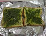 新鮮フレッシュバジル香る　チーズトースト作り方3写真