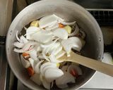 超簡単☆旨味堪能！味噌マーガリンカレー♫作り方3写真