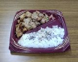 “鶏肉葱炒め弁当2号” よっちゃんイカ作り方1写真