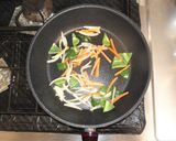 豚小間と野菜の味噌塩麹炒め作り方4写真