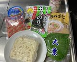 ツナで和えたうどん青じそ添え作り方1写真