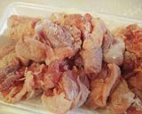 簡単！鶏もも肉のねぎ塩レモン煮込み！作り方2写真