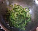 おかわり飯蔵／ゴーヤもやし炒め作り方1写真
