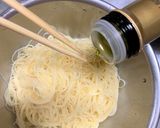 バジルの穂を散りばめた冷たいパスタ作り方5写真